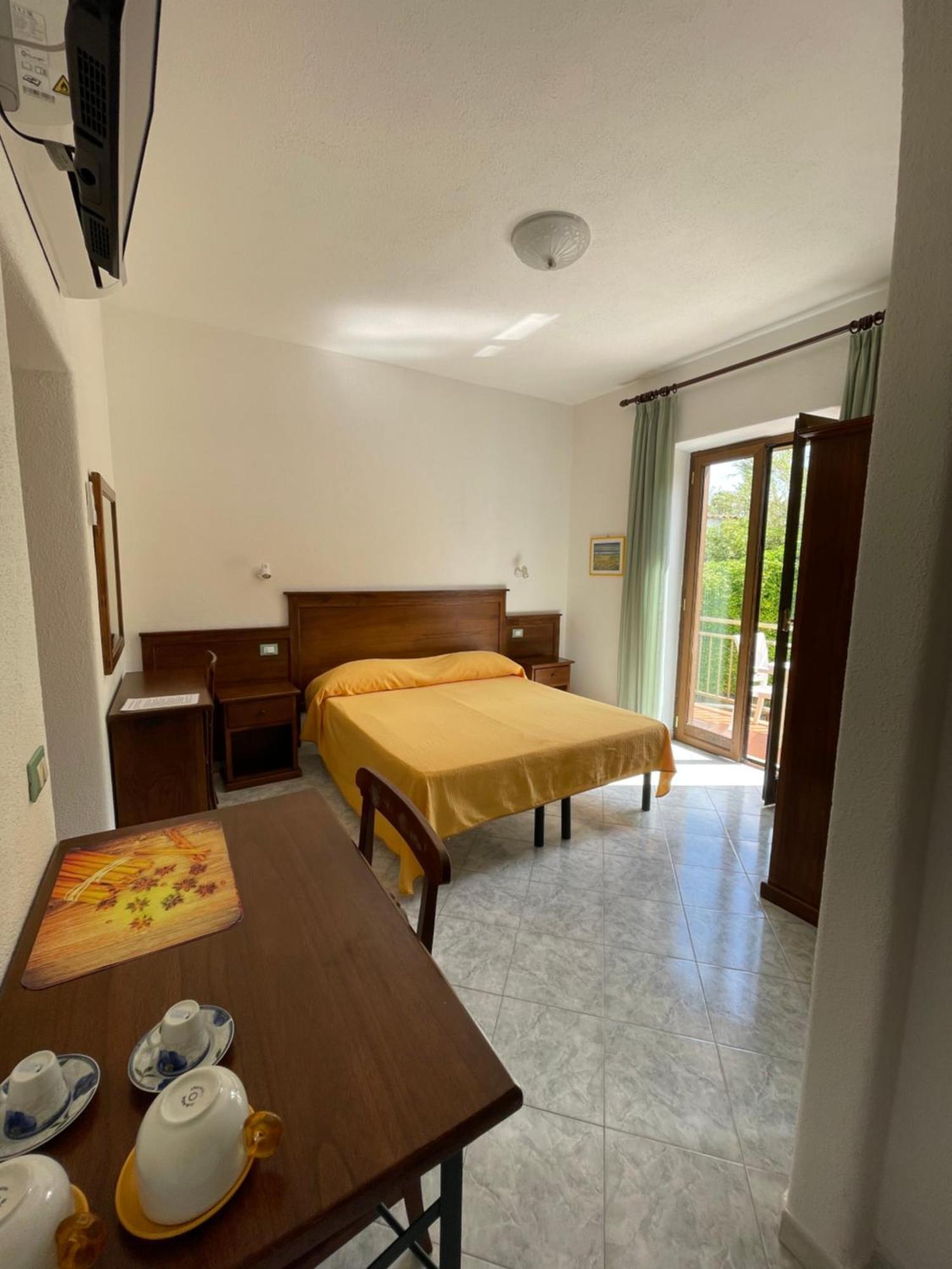 Residence Andrea A Mare Forio  Exterior photo