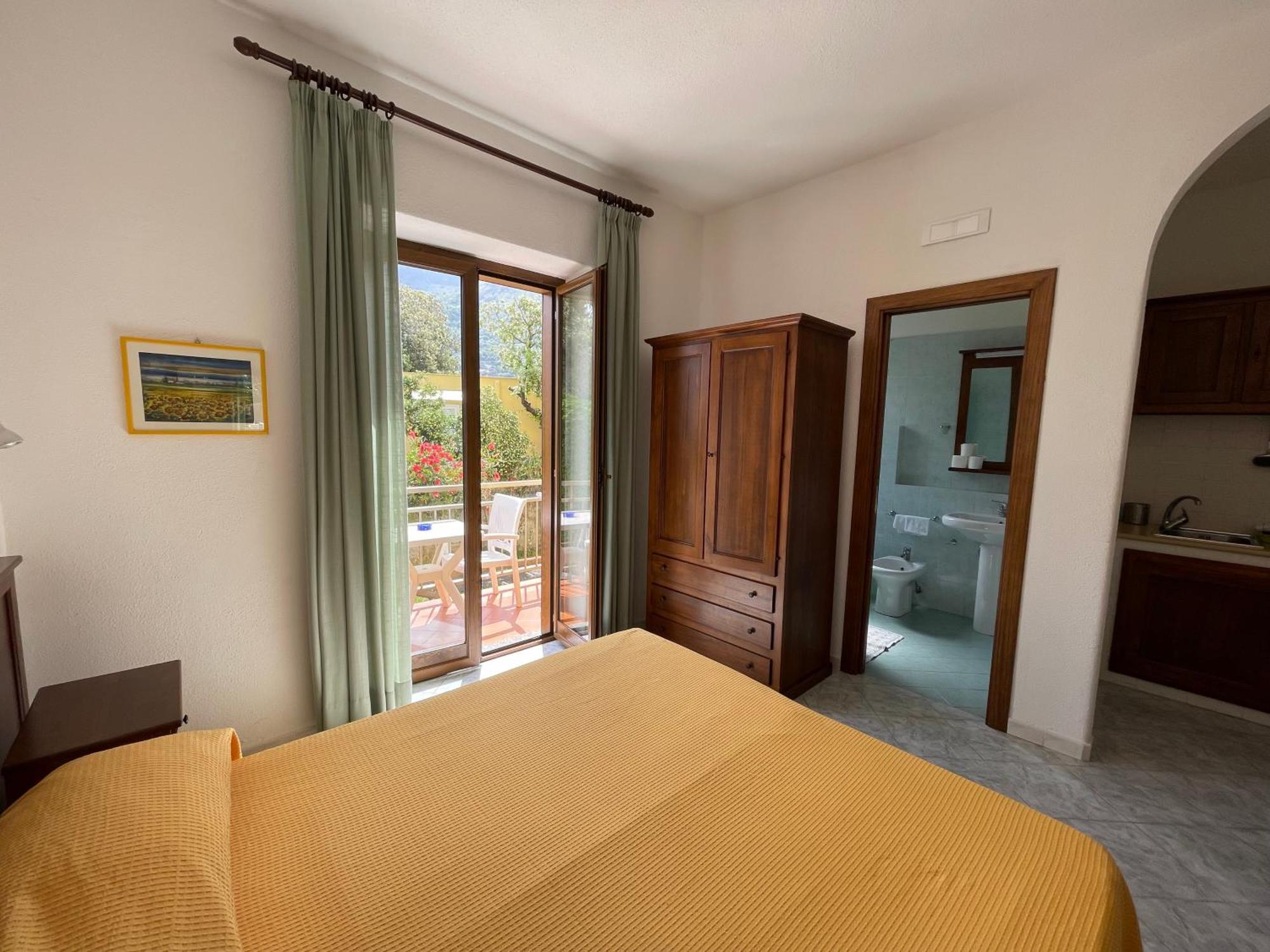 Residence Andrea A Mare Forio  Exterior photo